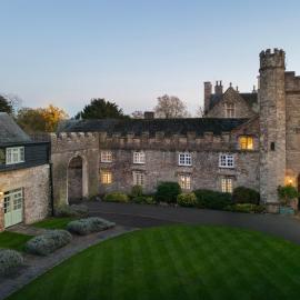 Delta Hotels by Marriott St Pierre Country Club: Chepstow şehrinde bir otel