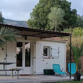 Charmante maisonnette situé au calme proche d'Ajaccio., hotel v mestu Afa