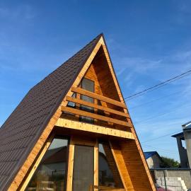 Casa de lemn 2,Tip A, hotel em Corbu