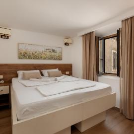 Apartment Amigo Old Town Kotor