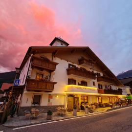 Hotel Traube - Stelvio, hotel v destinaci Stelvio