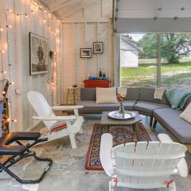 Coffeyville Countryside Studio w/ Fire Pit! – hotel w mieście Coffeyville
