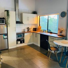 Austinville Hinterland Chalet, hotel in Neranwood