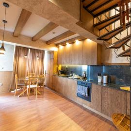 Pirin Golf Hotel&Spa Apartment 42 - private luxury apartment mountains and Golf course view, hotel in Razlog