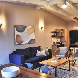 Eagles Self Catering Holiday Chalets in Henties Bay, hotel in Hentiesbaai