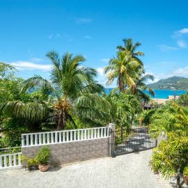 La Belle Residence Self Catering Accommodation, hotel u Beau Vallonu