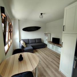 Digital Nomad Paradise - Garaje/PC monitor: Salinas'ta bir otel