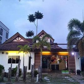 Kuu Inn Motel, hotelli kohteessa Arau