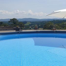 Villa Cicogna, Private villa with exclusive use pool, готель у місті Террануова-Браччоліні