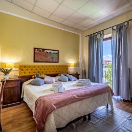 Hotel Minerva, hotel Pisában