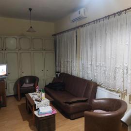 Privatni smestaj Apartman Ristovic preko puta poste 02, hotel in Mataruška Banja