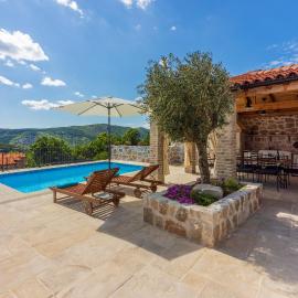 Stone Villa Mavrić