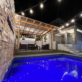 Cleofe's Place, Unique 3BR villa near Tagaytay City, hotel u gradu Alfonso