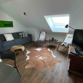 Viesnīca Ferienwohnung 3SZ, großer Balkon , naturnah pilsētā Amstetten