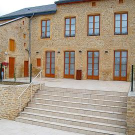 Le presbytÈre, hotel in Douzy