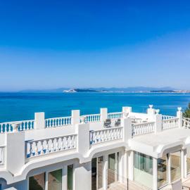 Villa Blanca del mar
