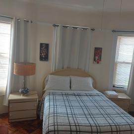 Crsytal Chateau Room Rental, hotel in Brooklyn