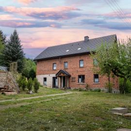 Agroturystyka Ziemia Obiecana, hotel in Nielestno