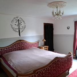 Śródziemie Gondor, hotel v destinaci Leśno