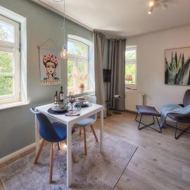Kvartier2 in TOP-Lage, 5 min zur Bali-Therme und GOP, HDZ, Arbeitsplatz, Boxspringbett