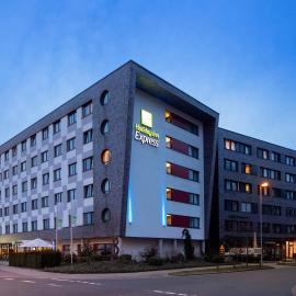 Viesnīca Holiday Inn Express Bremen Airport by IHG Brēmenē