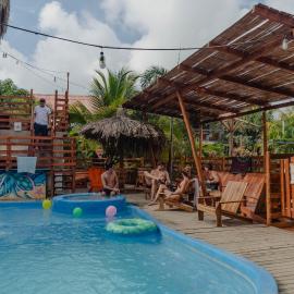 El Zoo Hostel, Bar & Pool, khách sạn ở Palomino