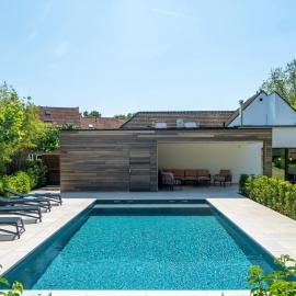Luxury villa with pool & sauna Kortrijk, hotel in Kortrijk