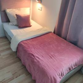 Hostel 11, hotelli kohteessa Kozienice