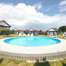 Polne Domki, hotel v destinaci Darłowo