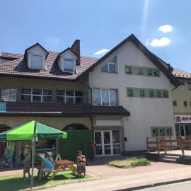 Noclegi Rynek 12, hotel a Lesko