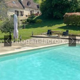 Domaine du Bonheur en Pierre avec Piscine, Proche Sarlat, hotel in Carlux