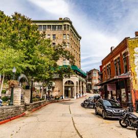 1905 Basin Park Hotel, hotell sihtkohas Eureka Springs