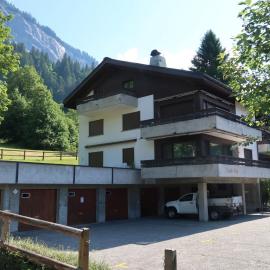 Apartment Valetta Sura by Interhome, hotel em Flims