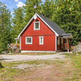 Viesnīca Holiday Home Erikstorp 142 by Interhome pilsētā Olofström