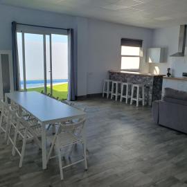 MARINA 21, hotel i Montellano