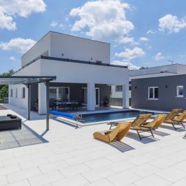 Villa Drago by Interhome, hotel i Vodnjan