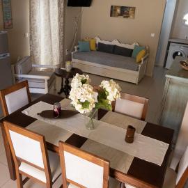 John&Effie's Studio