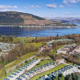 Hunters Quay Holiday Village, hotelli kohteessa Kilmun