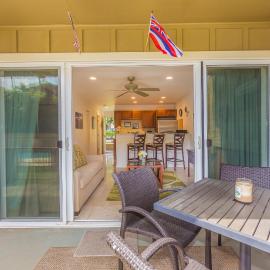 2 Bedroom Kapaa Condo with Pool and AC 115, hotel v mestu Kapaa