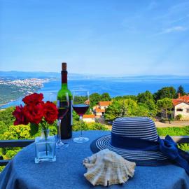 Uphill Opatija Apartment