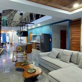 CR Caribbean Blue House - Modern style 100 WiFi