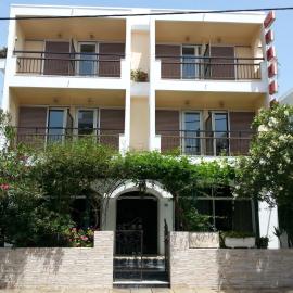 Karis Hotel，科斯城的飯店
