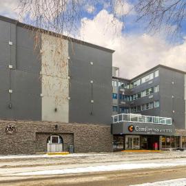 Comfort Inn & Suites, hotel Edmontonban