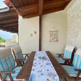 Loft Oasis, hotel a Hanioti
