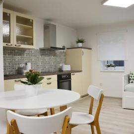 Apartmán Květinový Dům – hotel w mieście Hluk