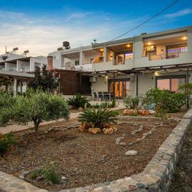 Marina apartments, hotel a Lendas