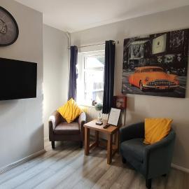 Contractors, City Centre, Parking, 3 Double Rooms, Netflix, Cosy!, viešbutis Koventryje