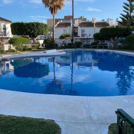 मलागा में, होटल Malaga Chalet en Guadalmar