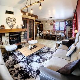 Chalet Genepy - CHALET 12 PERSONNES 150 M² MAE-9294, hotel in Le Corbier
