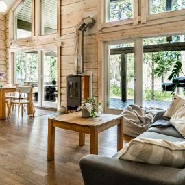 Meretuule Holiday Home, hotel u gradu Keibu
